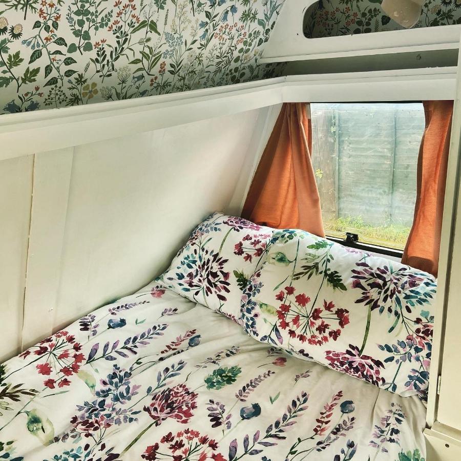 Cosy Caravan At Carrigeen Glamping Hotell Kilkenny Eksteriør bilde